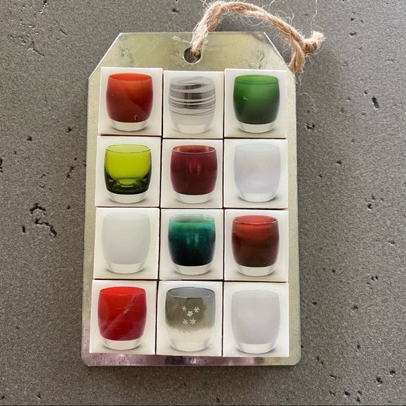 Glassybaby Christmas Magnet Set of 12 - Picture 2 of 4